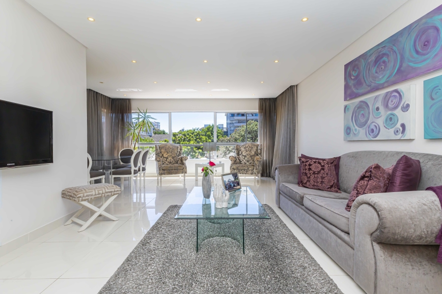 2 Bedroom Property for Sale in Sea Point Western Cape